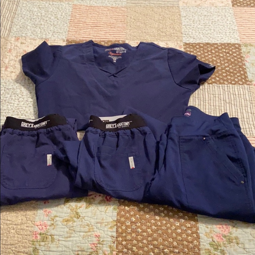Navy scrub lot